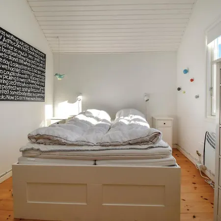 Two-bedroom Holiday In 度假居