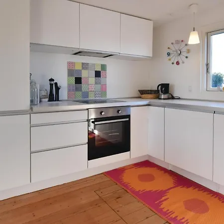 Two-bedroom Holiday In 度假居 *